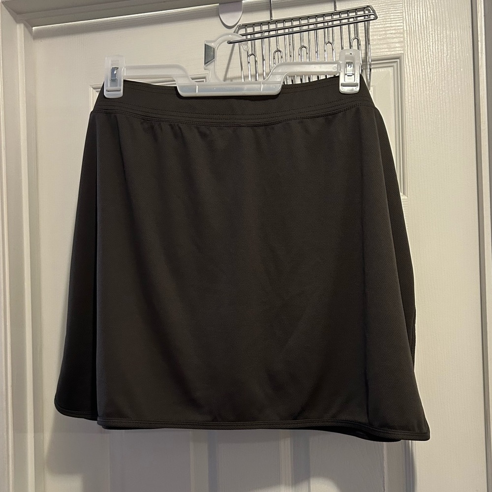 St. John's Bay Women's Skort - Dark Gray